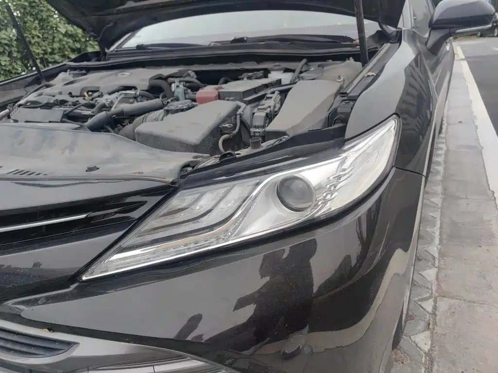 Toyota Camry — миниатюра 22