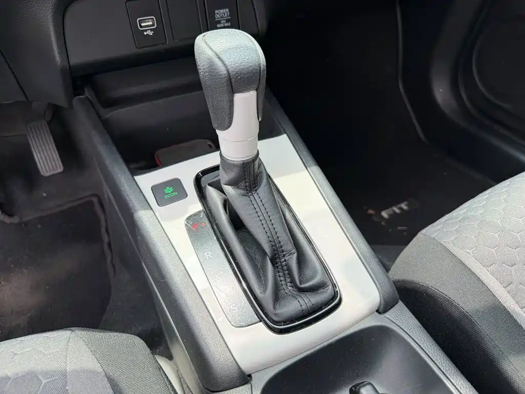 Honda Fit — миниатюра 9