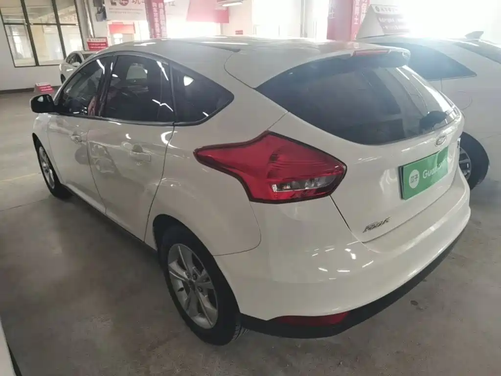 Ford Focus — миниатюра 5