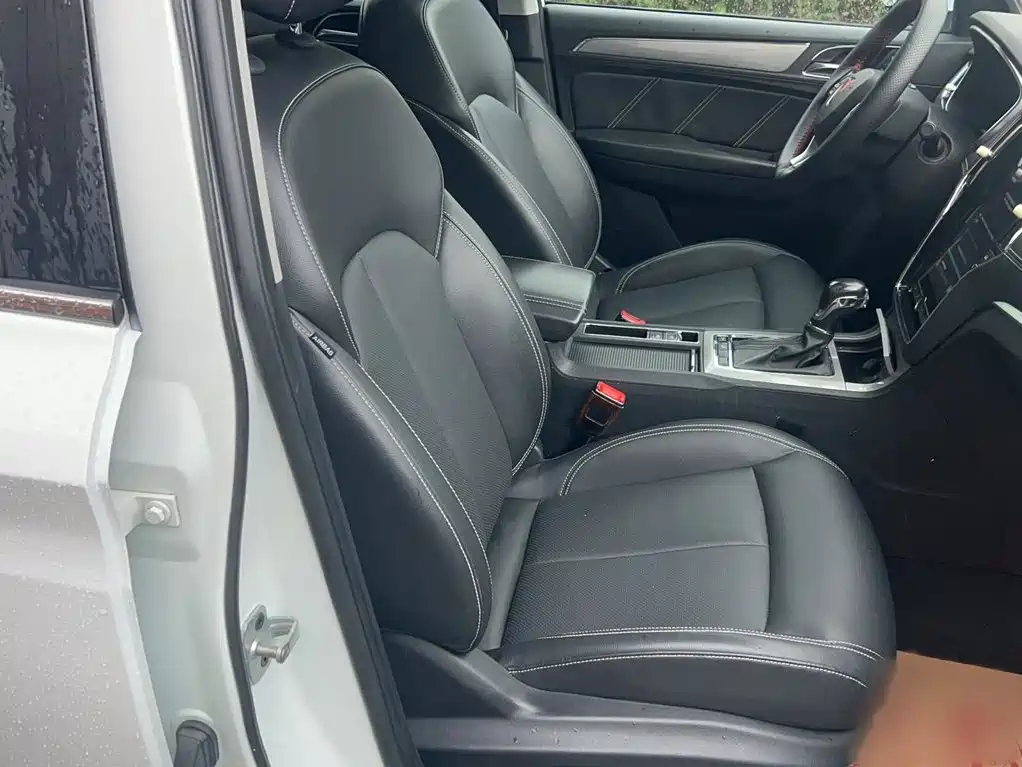 Roewe RX5 — миниатюра 14