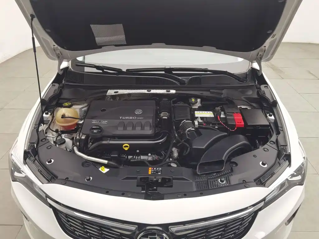 Buick Verano — миниатюра 6