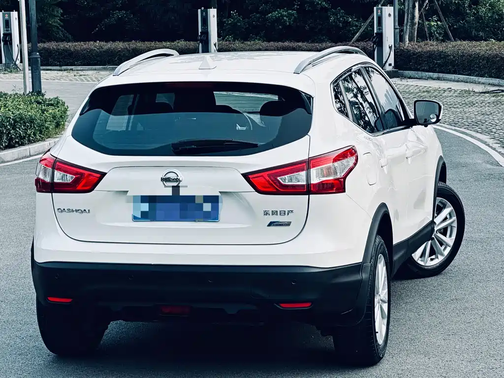 Nissan Qashqai — миниатюра 6