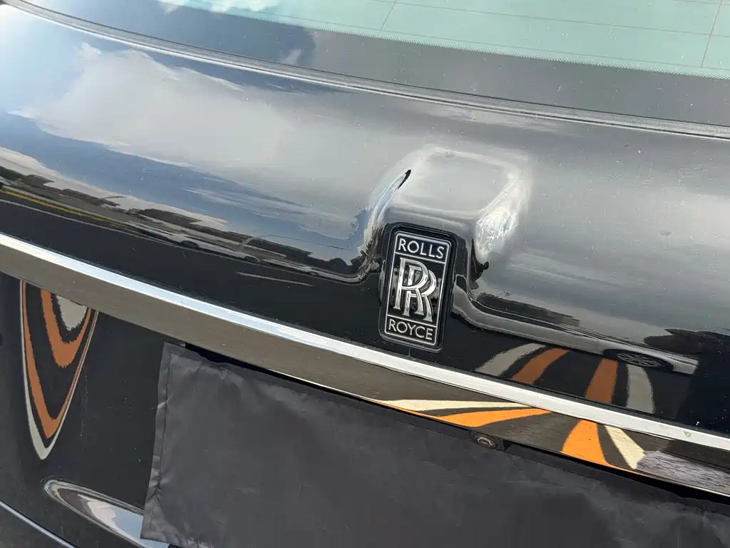 Rolls-Royce Cullinan — миниатюра 9