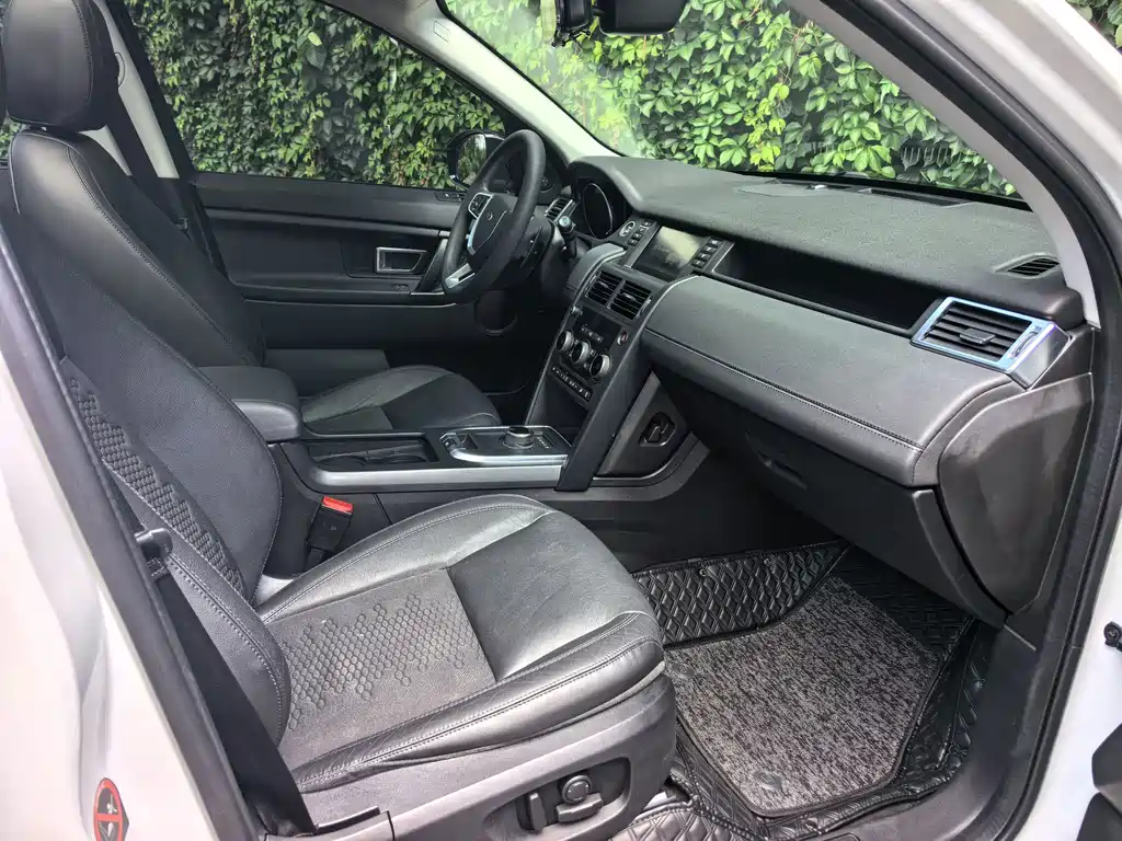 Land Rover Discovery Sport — миниатюра 17