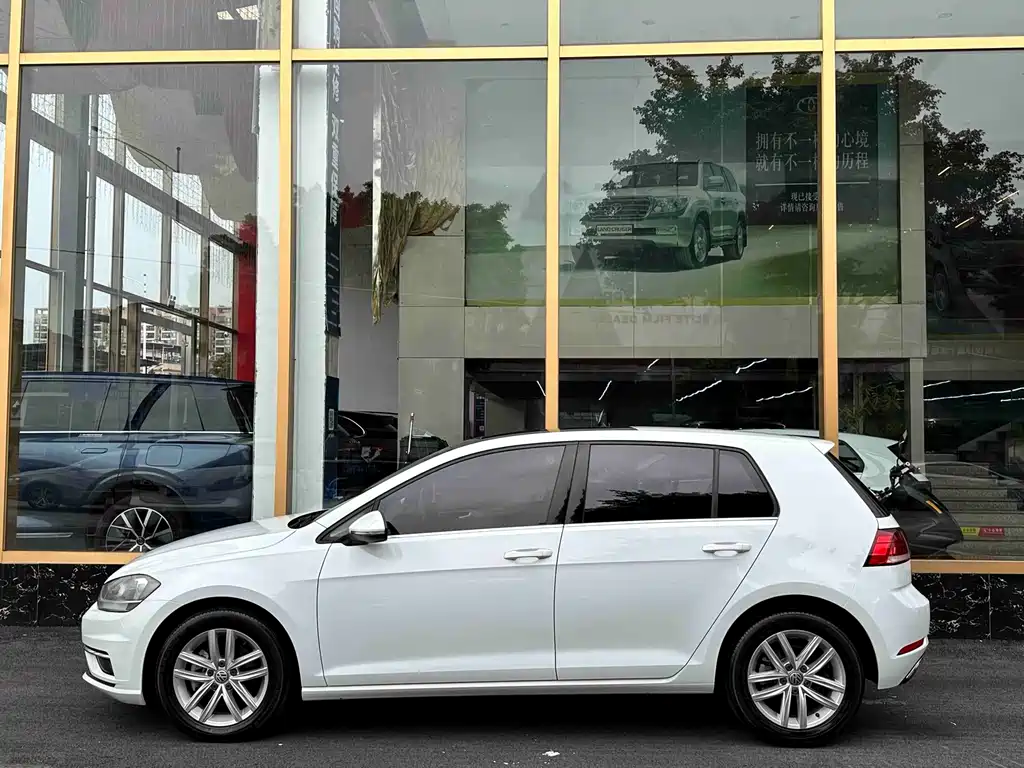 Volkswagen Golf — миниатюра 5