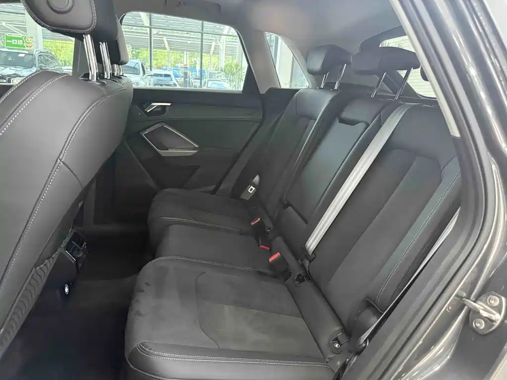 Audi Q3 — миниатюра 16
