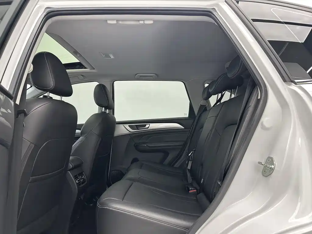 Haval M6 — миниатюра 6