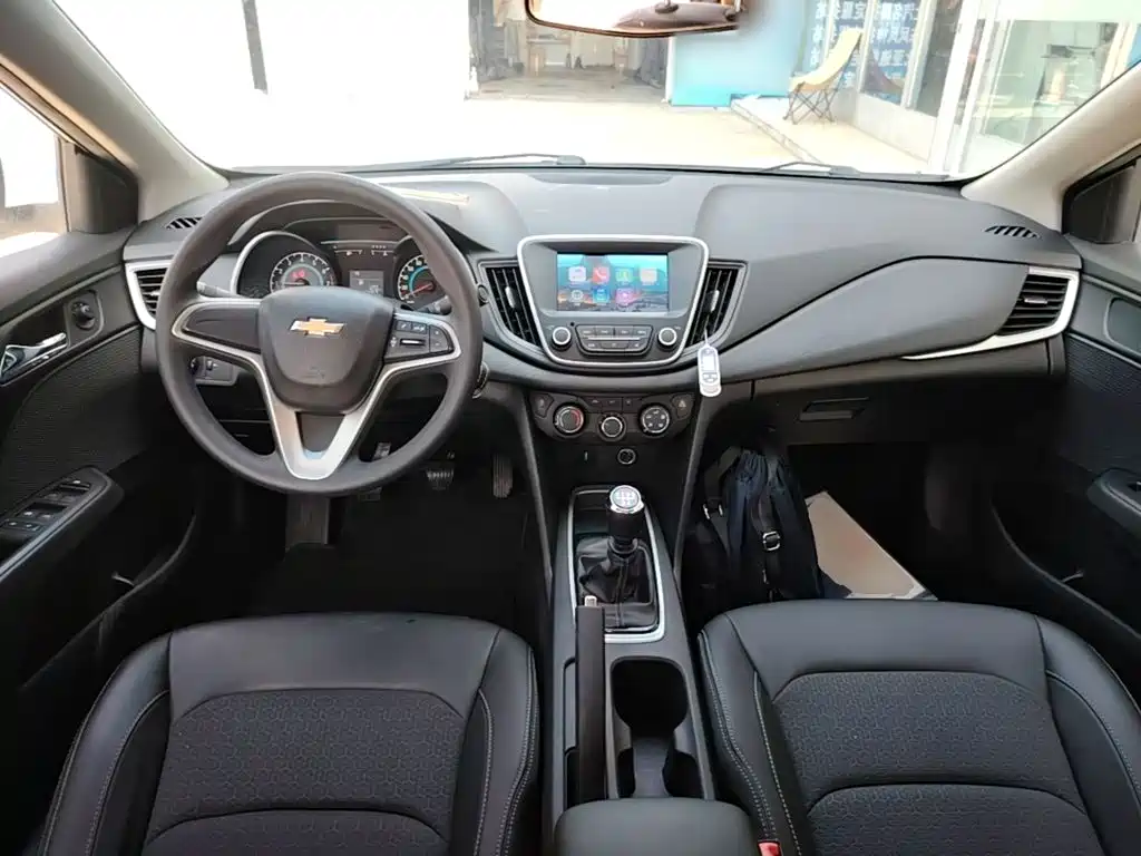 Chevrolet Cavalier — миниатюра 10