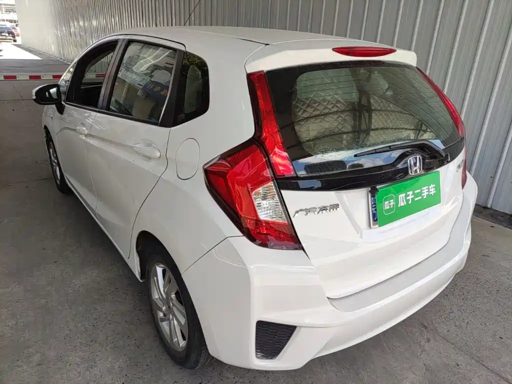 Honda Fit — миниатюра 5