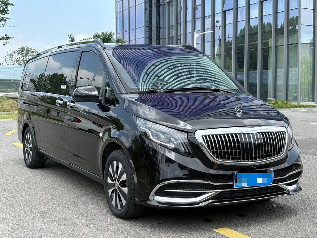 Mercedes-Benz Vito 2021 2.0T 7 мест