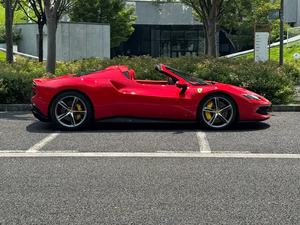 Ferrari 296 — миниатюра 6