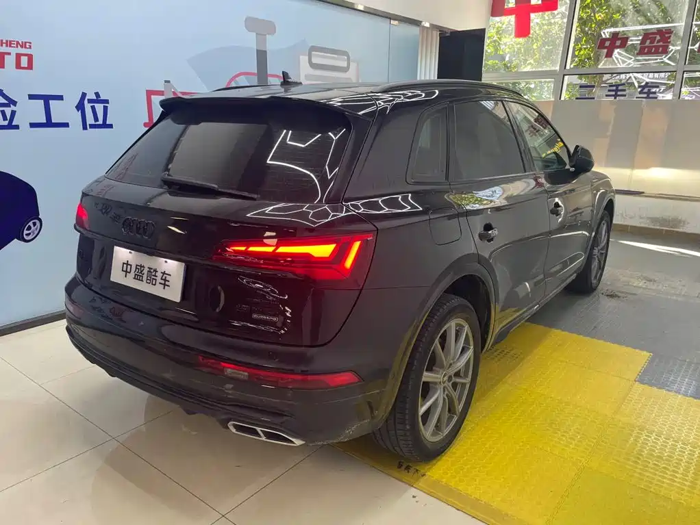 Audi Q5L — миниатюра 3