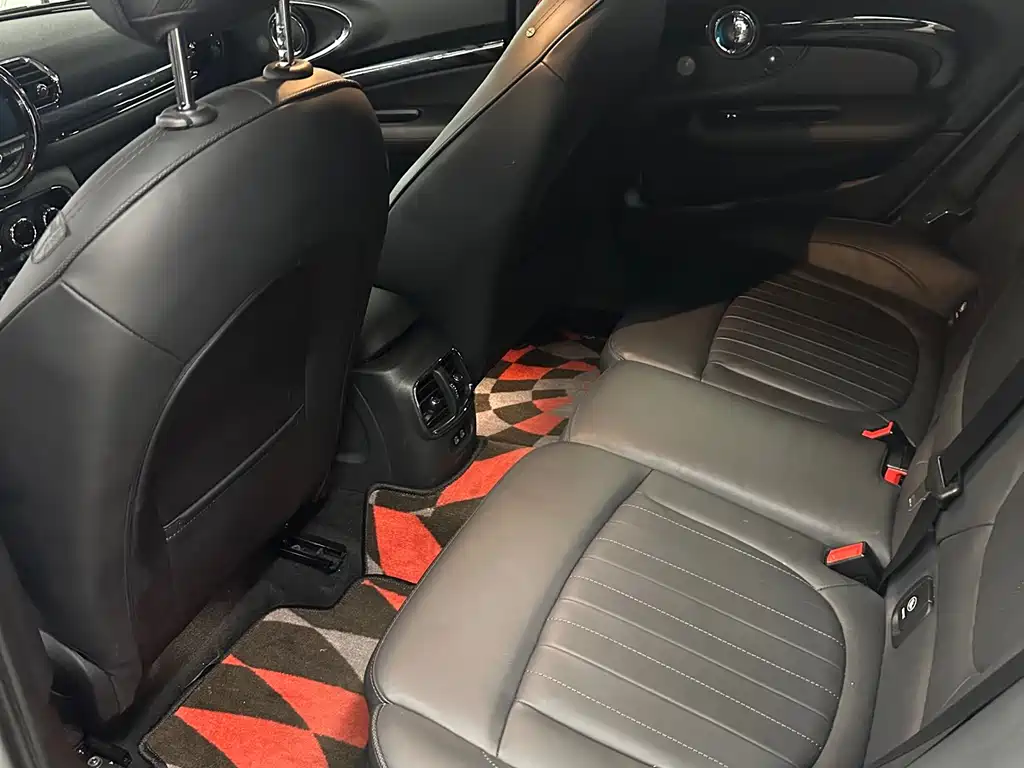 MINI Mini Clubman — миниатюра 6