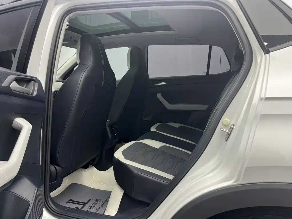 Volkswagen Tharu - фото 8
