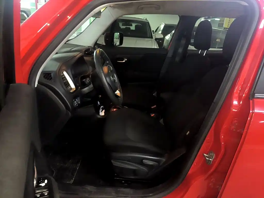 Jeep Renegade — миниатюра 15