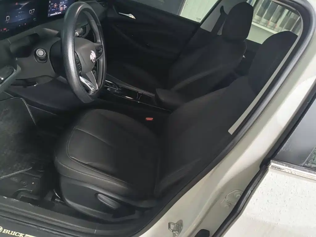 Buick Verano — миниатюра 15