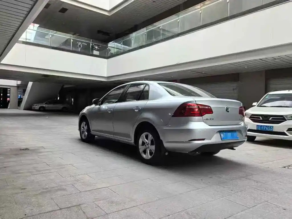 Volkswagen Bora — миниатюра 9