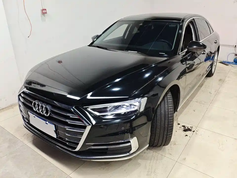 Audi A8 2021