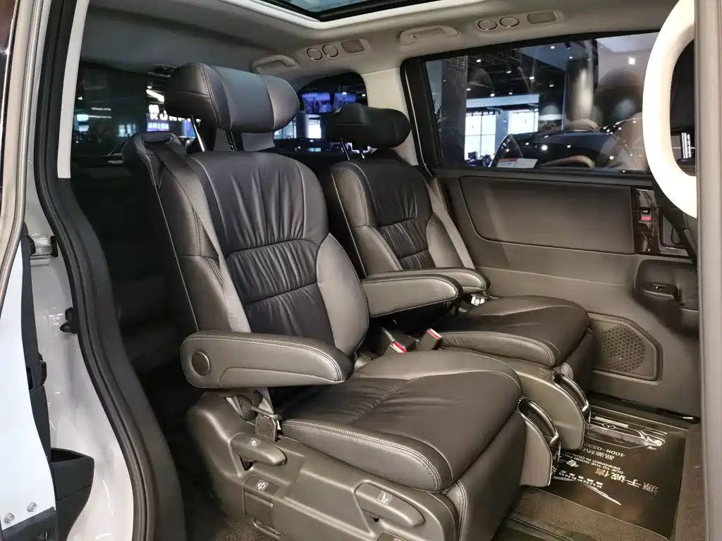 Honda Odyssey — миниатюра 16