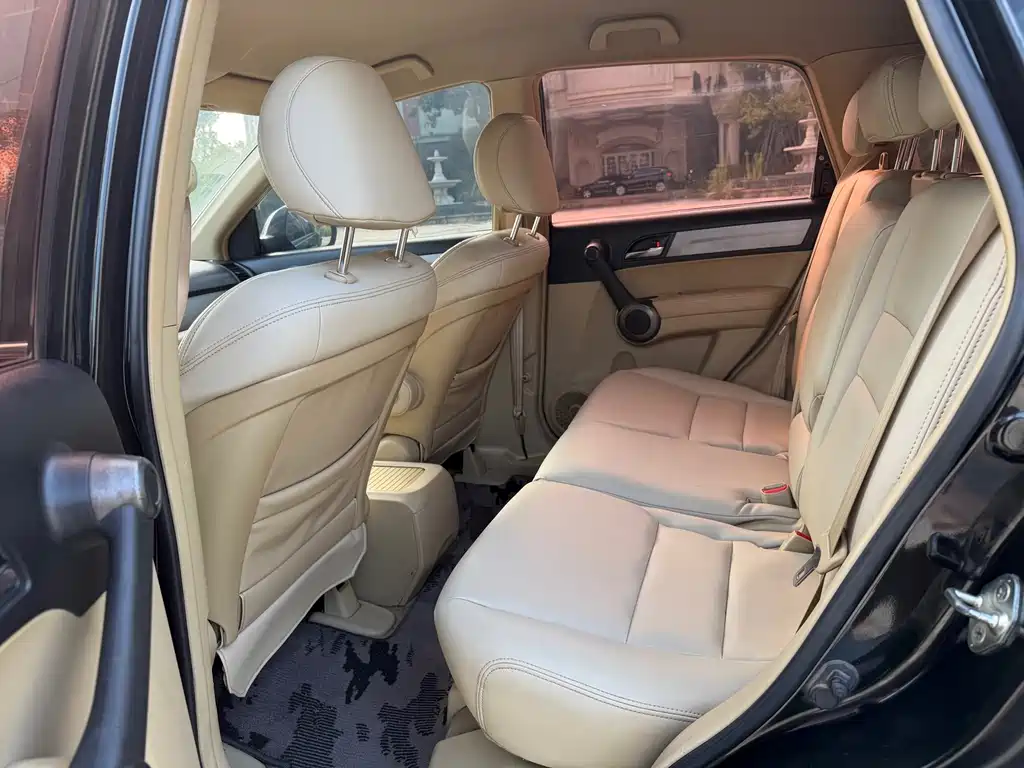 Honda CR-V — миниатюра 5
