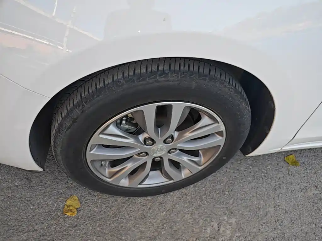 Buick Excelle — миниатюра 23