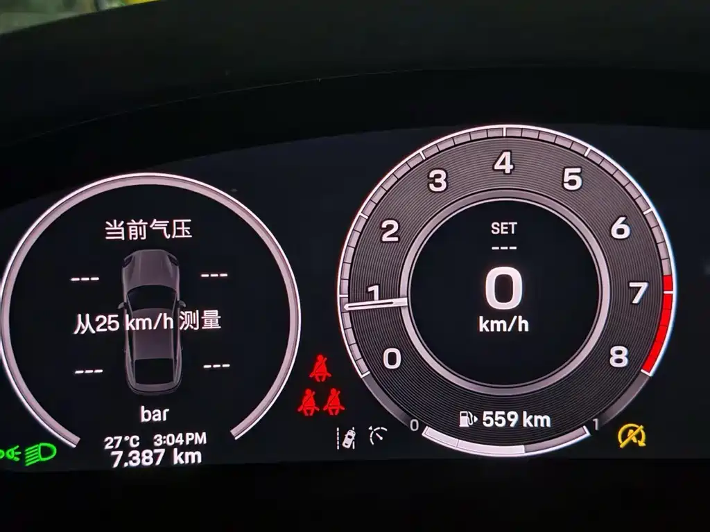 Porsche Panamera — миниатюра 2