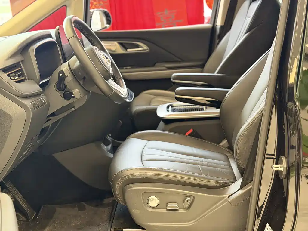 Hongqi HONGQI HQ9 PHEV