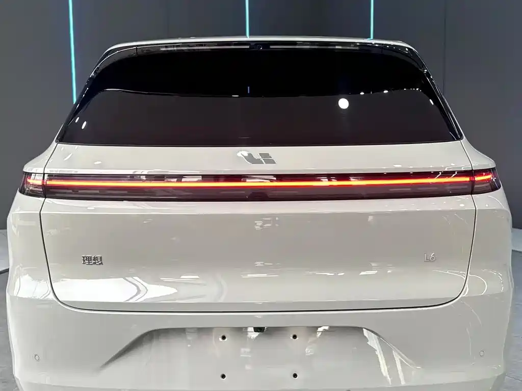 Li Auto L6 2024 Pro