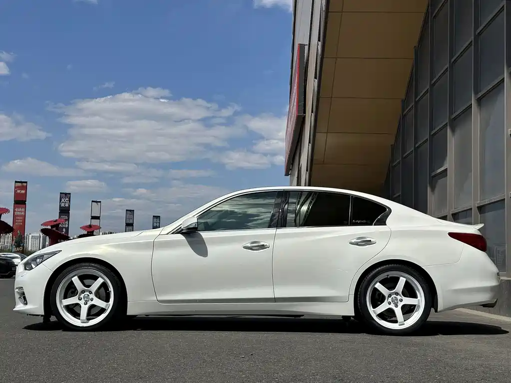Infiniti Q50 — миниатюра 7