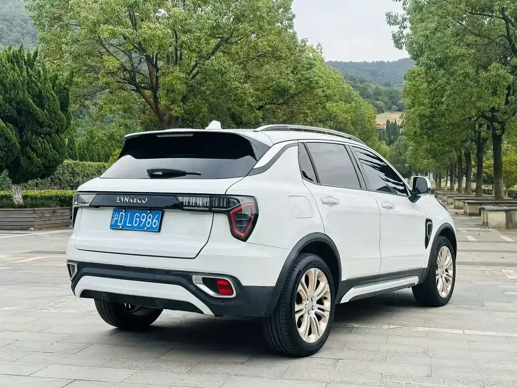 Lynk & Co 01 — миниатюра 10