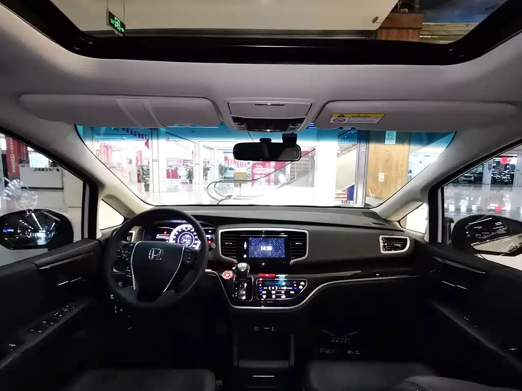 Honda Odyssey — миниатюра 10