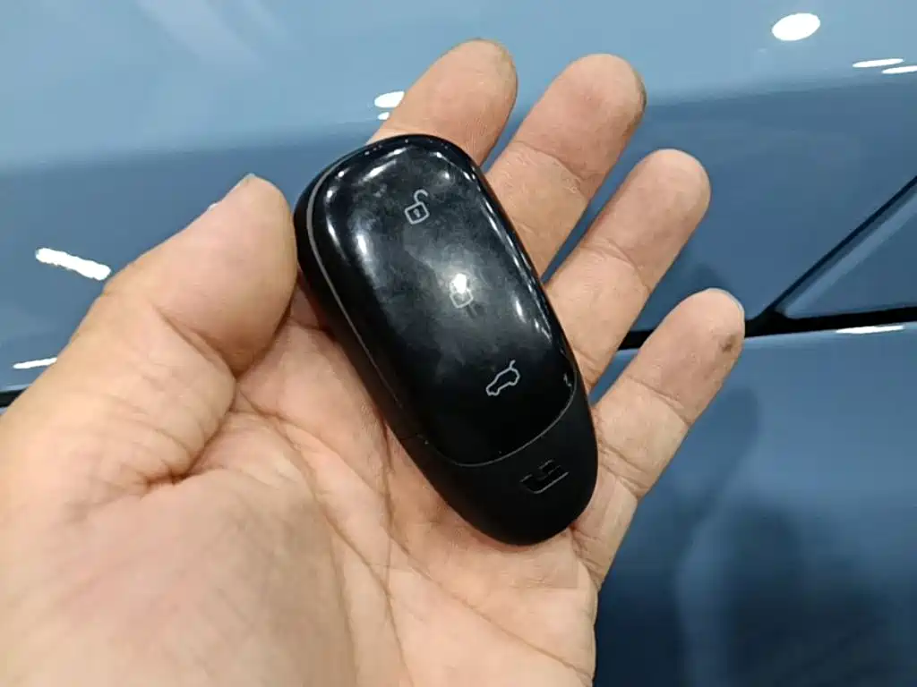 Li Auto Li ONE — миниатюра 9