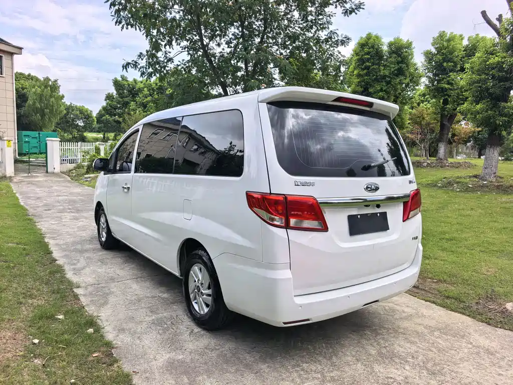 JAC Refine Refine M4 — миниатюра 5