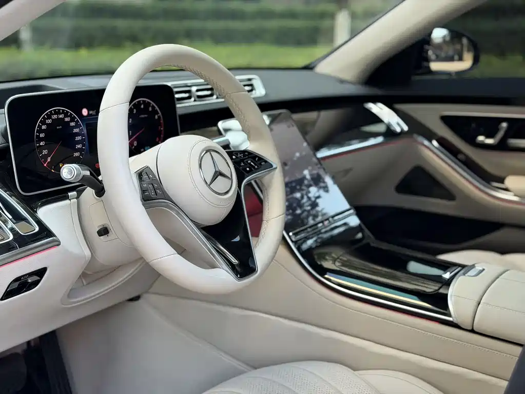 Mercedes-Benz S-Class — миниатюра 6