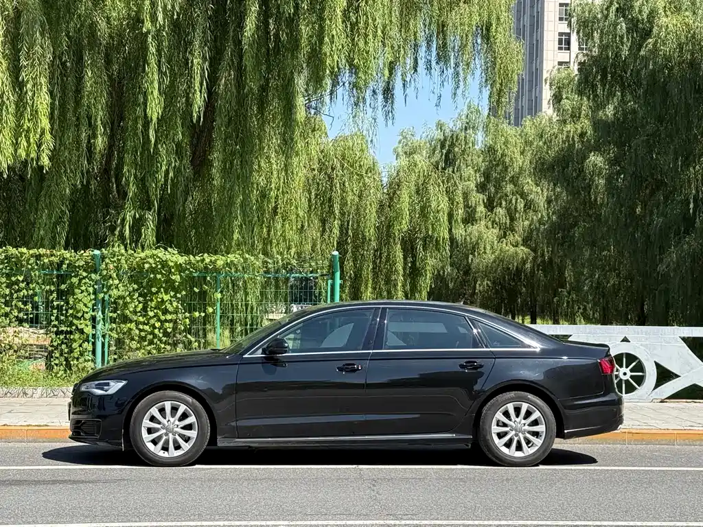 Audi A6L — миниатюра 3