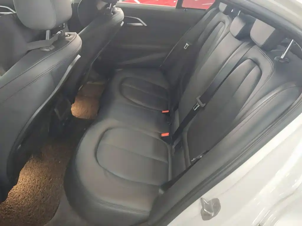 BMW 1 Series — миниатюра 17