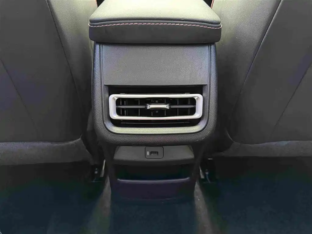 Changan Eado — миниатюра 24