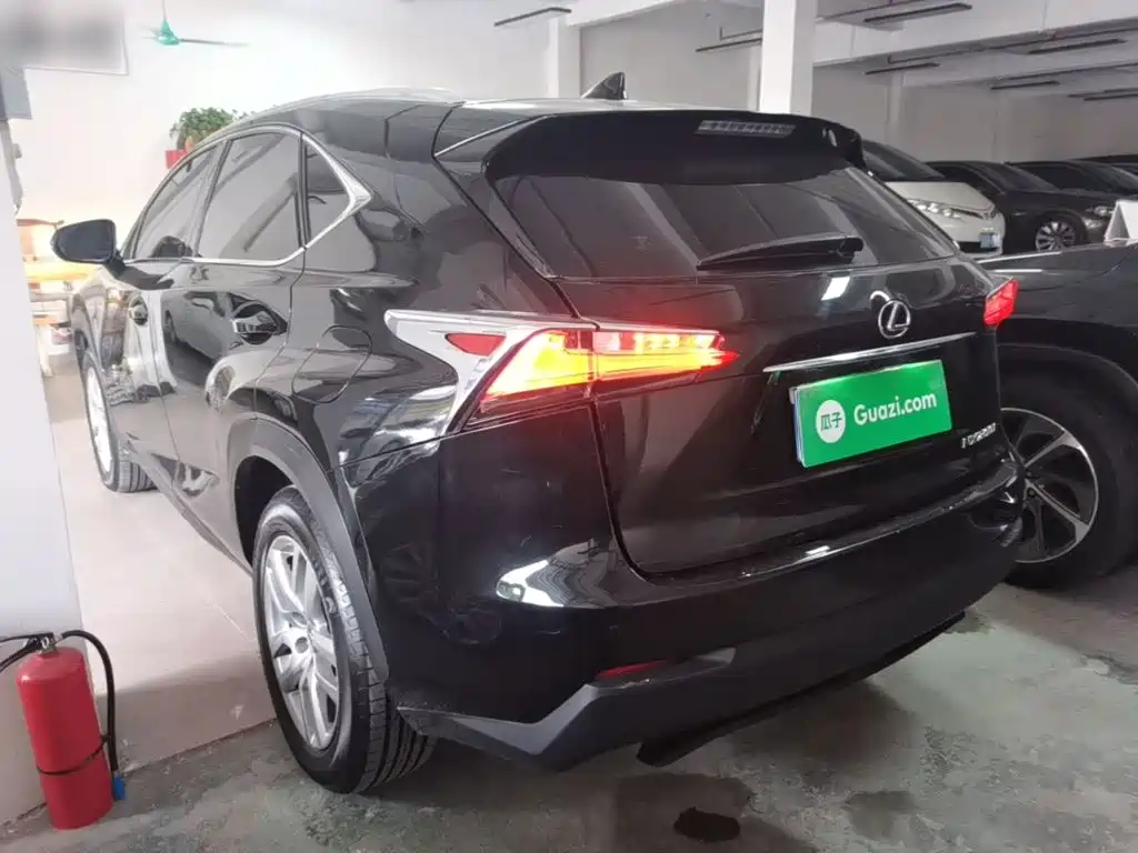 Lexus NX — миниатюра 5