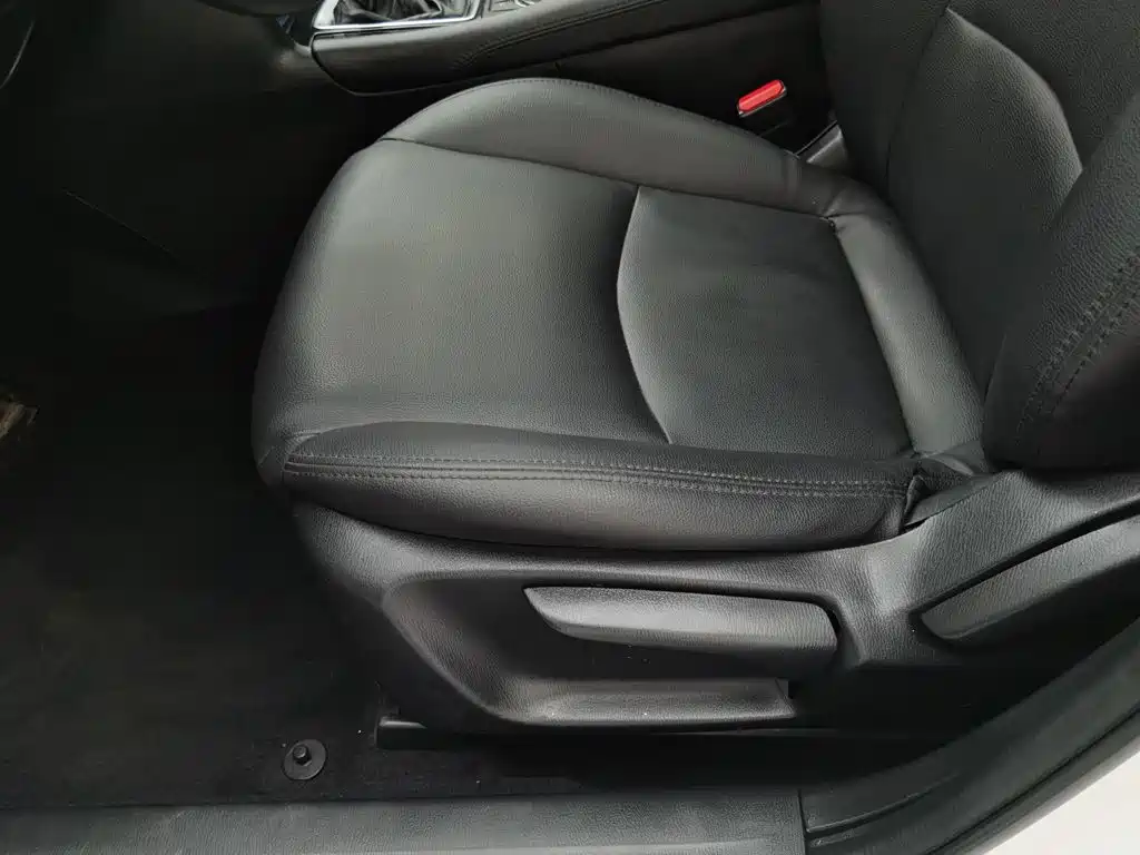 Mazda 3 Axela — миниатюра 20