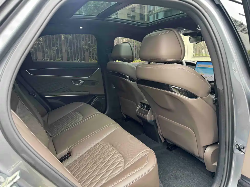 BYD Han — миниатюра 22