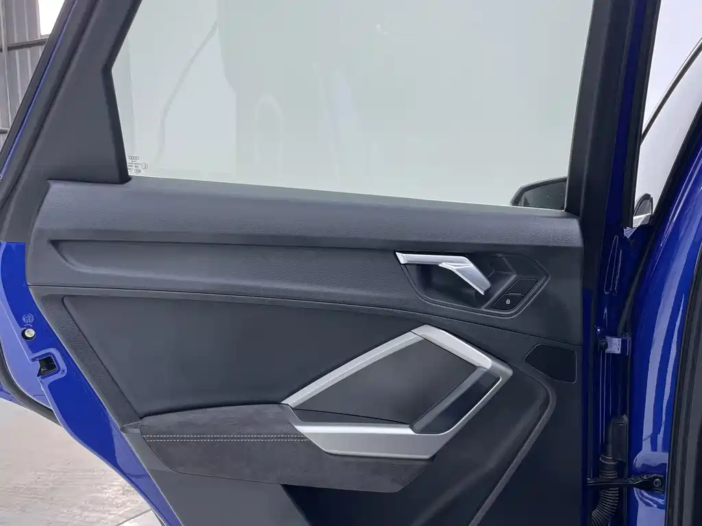 Audi Q3 — миниатюра 21