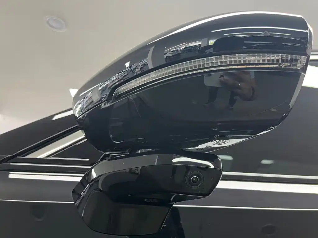 Hongqi Hongqi HS6 PHEV — миниатюра 36