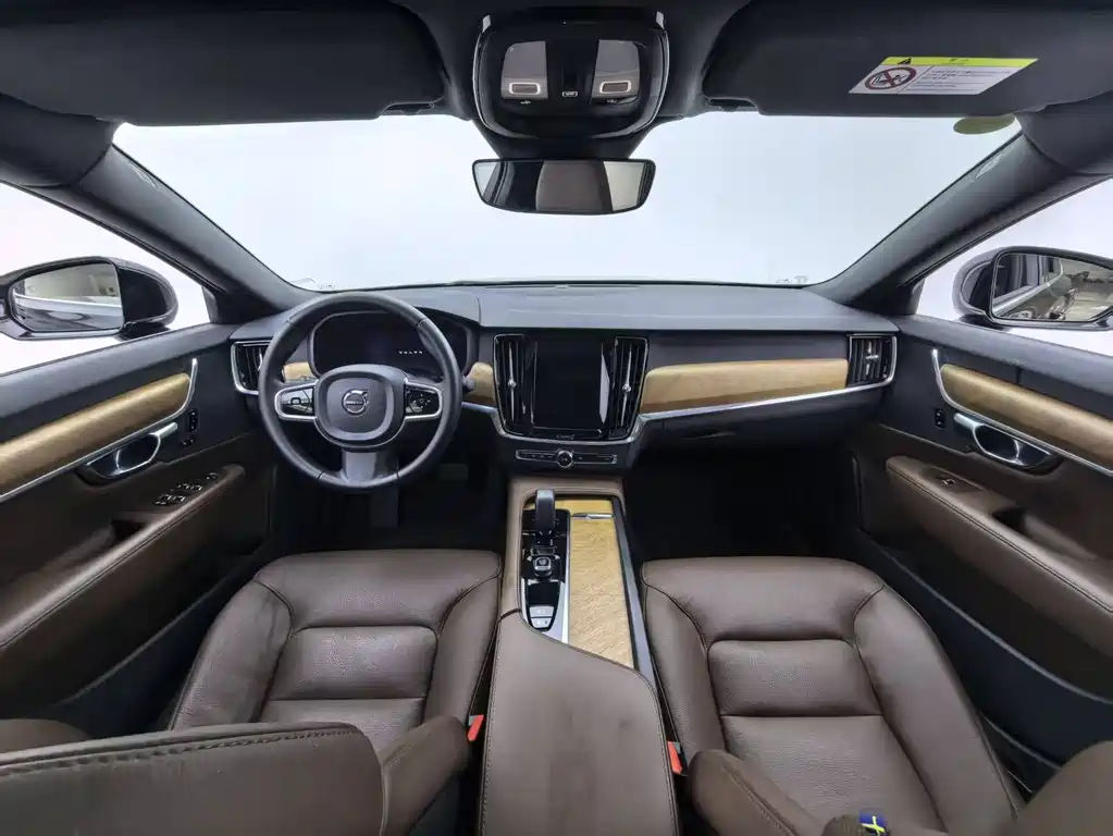 Volvo S90 — миниатюра 15