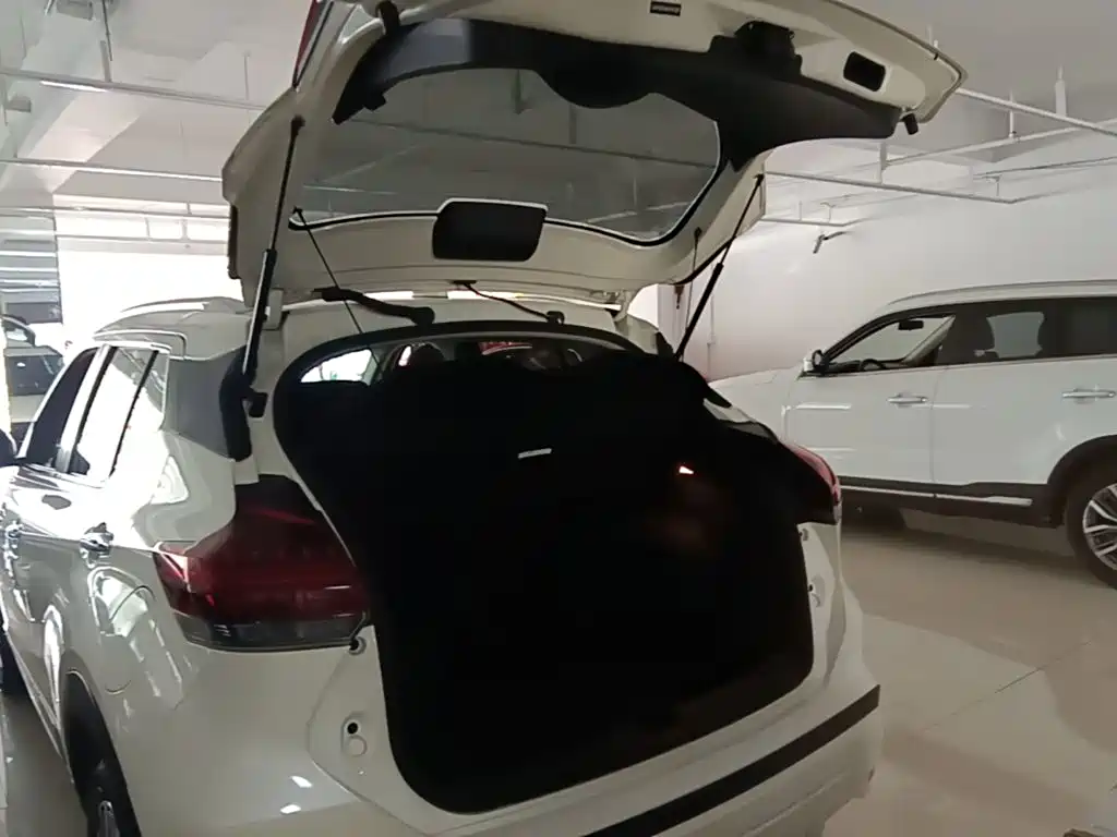 Nissan Kicks — миниатюра 19