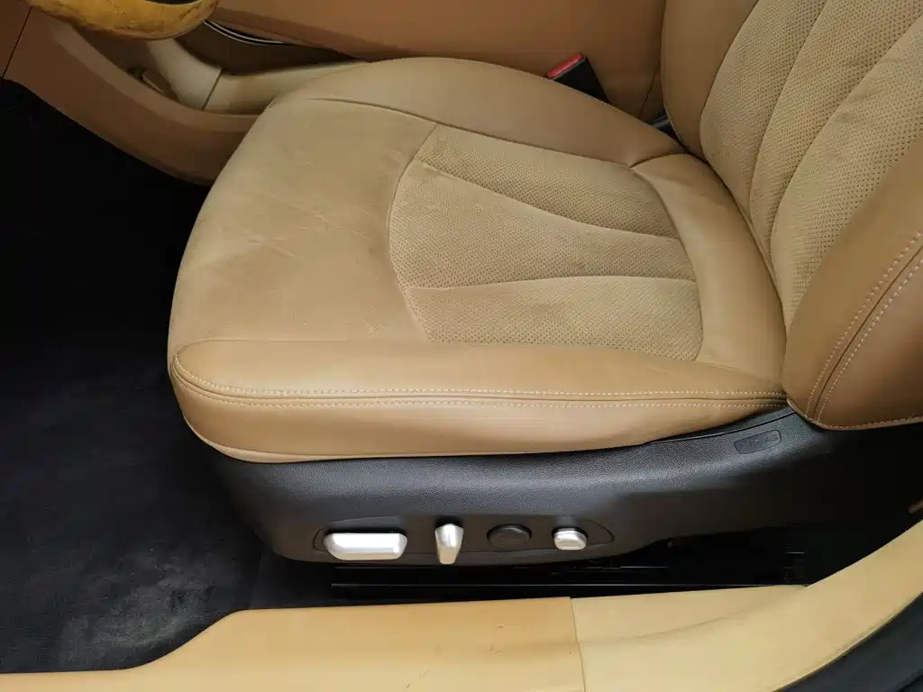 Buick LaCrosse — миниатюра 20