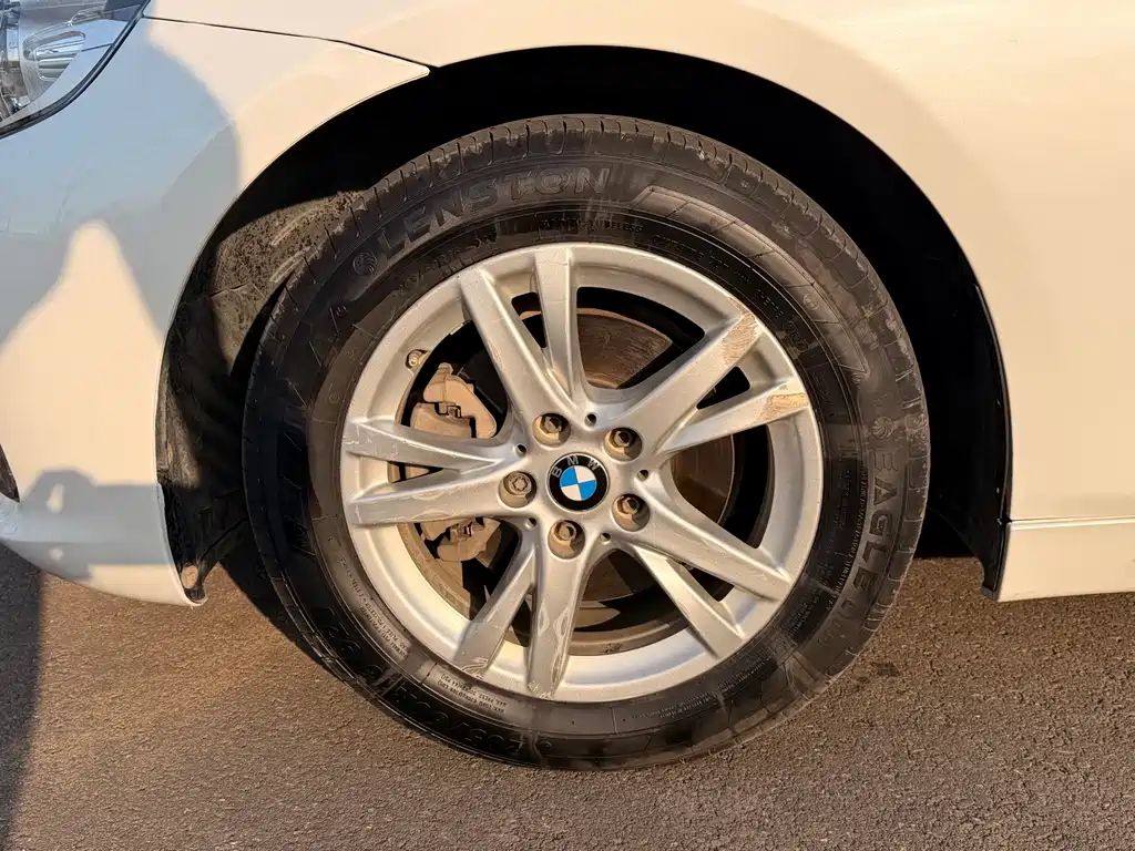 BMW 2 Series Active Tourer — миниатюра 9