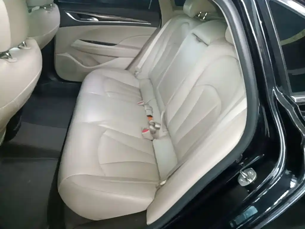 Buick LaCrosse — миниатюра 17