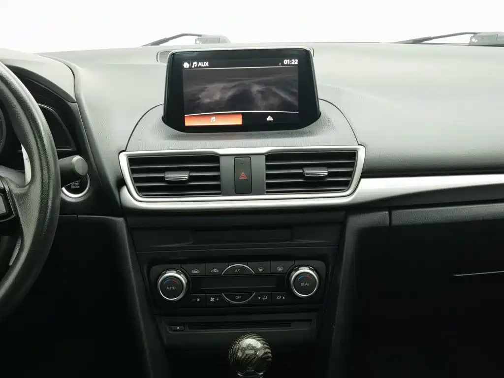 Mazda 3 Axela — миниатюра 12
