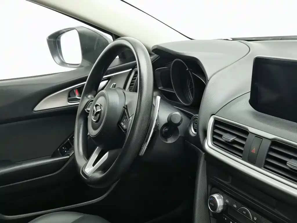 Mazda 3 Axela — миниатюра 22