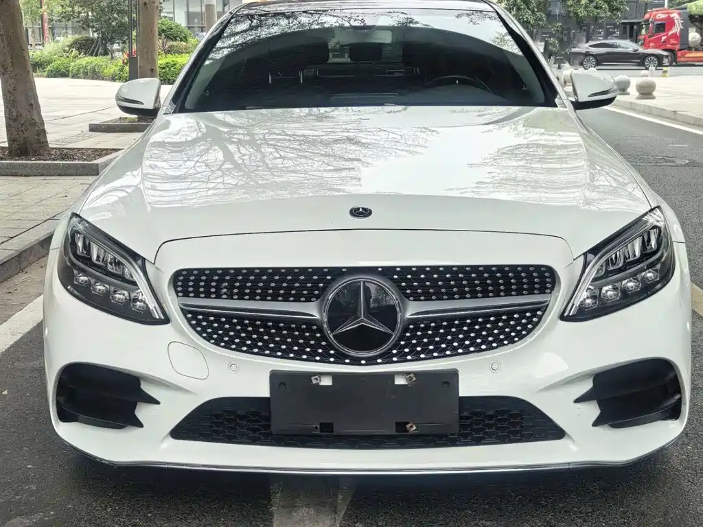 Mercedes-Benz C-Class — миниатюра 2